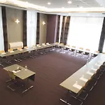 Leonardo Center Hotel