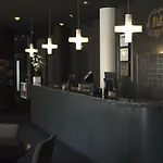 Hotel Leonardo Center