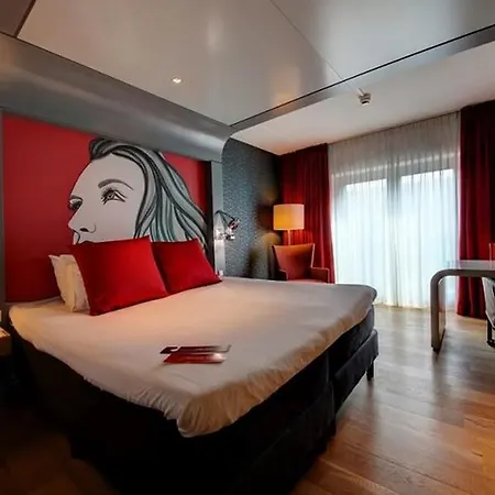Leonardo Center Hotel 4*