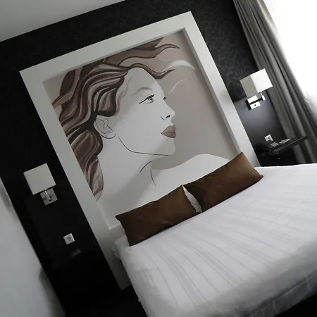 Leonardo Center 4* Breda