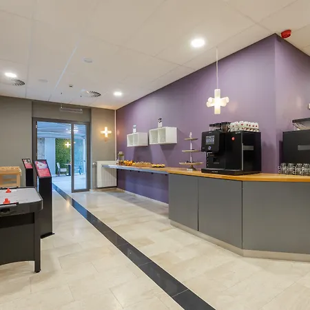 Leonardo Center Hotel