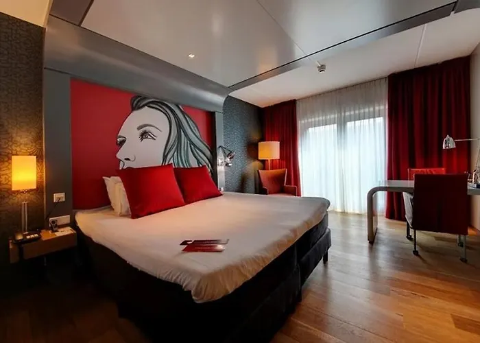 Leonardo Center Hotel 4*