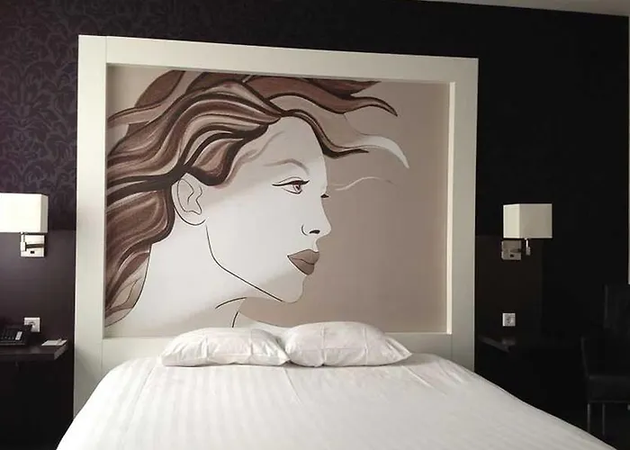 Leonardo Center Otel