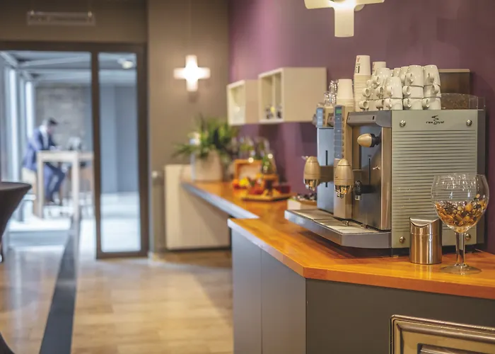 Leonardo Center 4* Breda