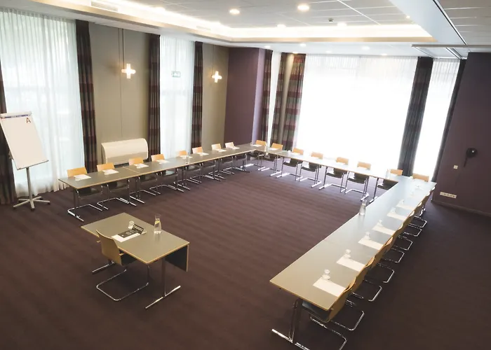 Leonardo Center Otel