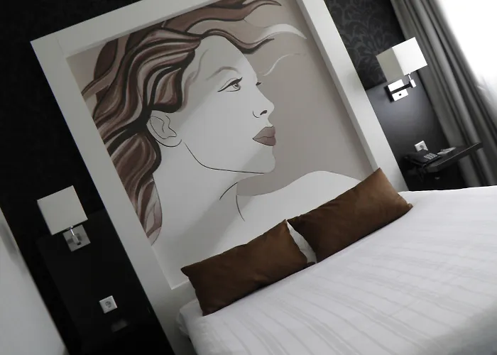 Leonardo Center 4* Breda