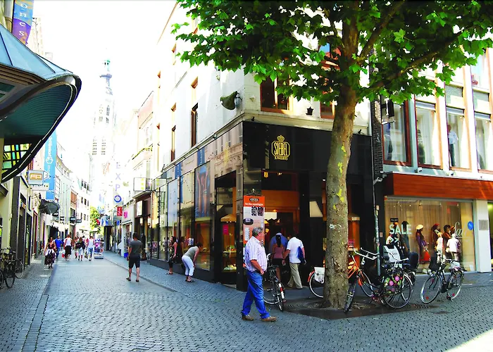 Hotel Leonardo Center Breda