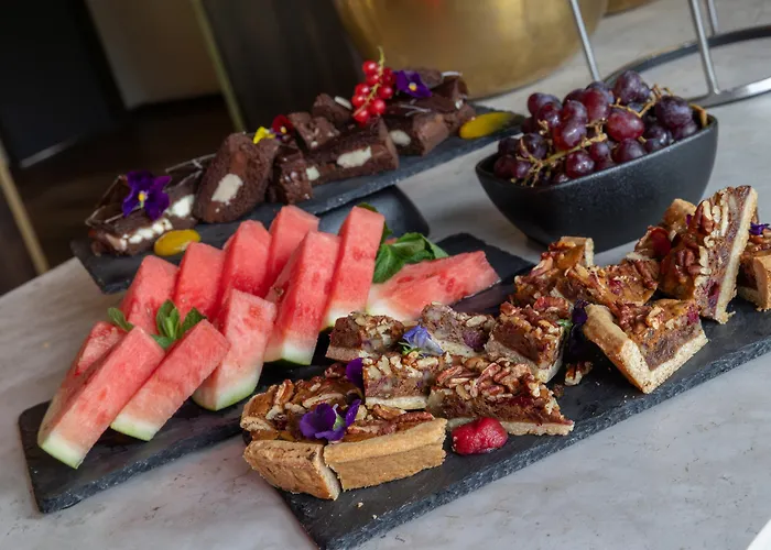 Leonardo Center Otel 4*