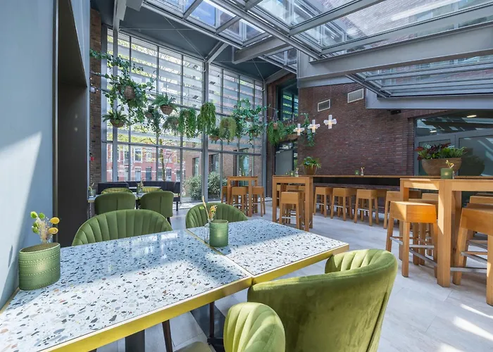 Leonardo Center Hotel 4*