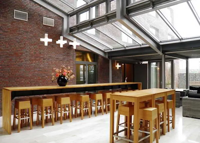 Leonardo Center Hotel 4*