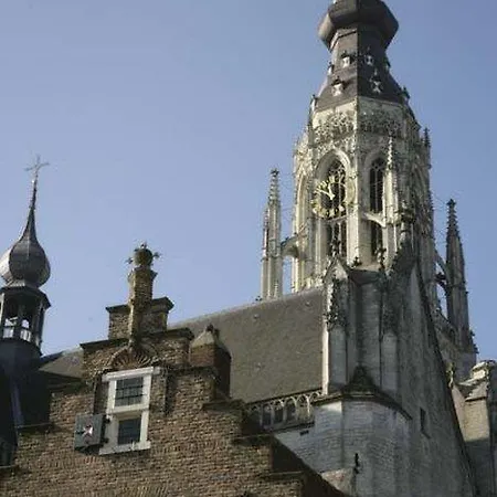 Leonardo Center 4* Breda