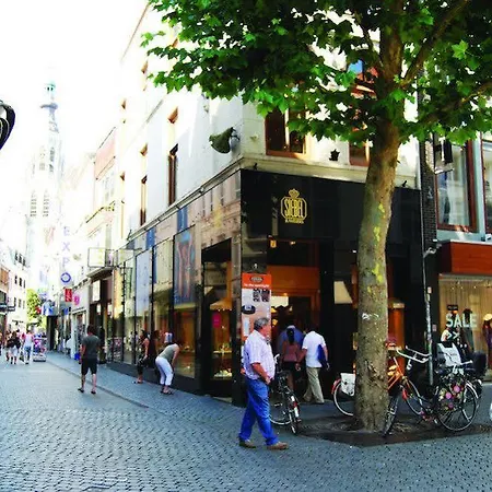 Hotel Leonardo Center Breda